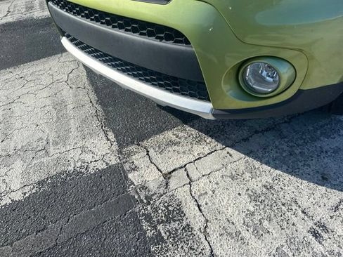 Used 2018 Kia Soul + FWD image 9