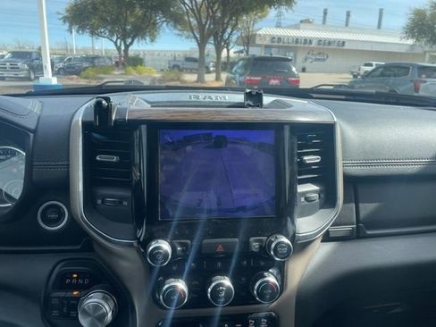 Used 2019 RAM 1500 Laramie image 12