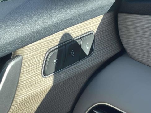 Used 2025 Hyundai Palisade Limited image 22