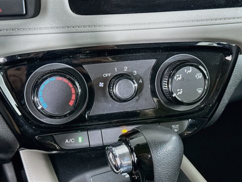 Used 2017 Honda HR-V LX image 23