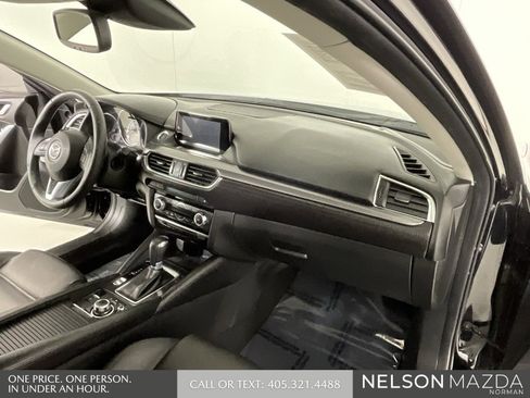 Used 2016 MAZDA MAZDA6 Touring w/ Touring Technology Package image 31