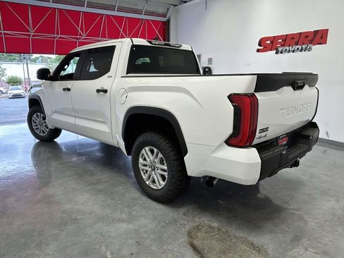 Used 2026 Toyota Tundra SR5 w/ SR5 Convenience Package AWD/4WD image 5