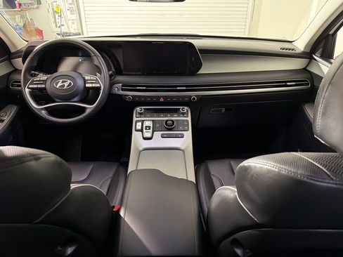 Used 2025 Hyundai Palisade SEL FWD image 14