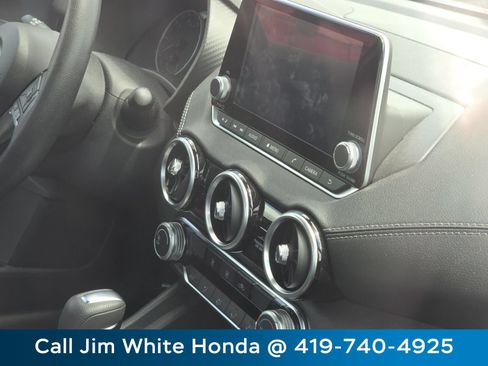 Used 2024 Nissan Sentra SV FWD image 20