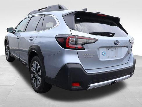 Used 2023 Subaru Outback Limited AWD/4WD image 23