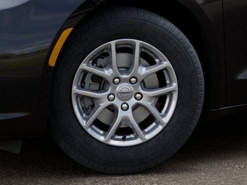 New 2026 Chrysler Pacifica Select FWD image 8