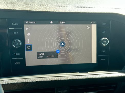 Used 2024 Volkswagen Jetta SEL image 18