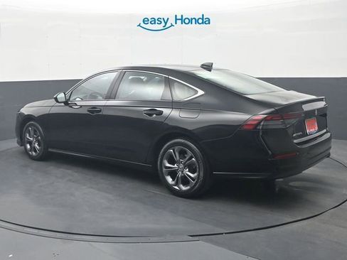 Used 2023 Honda Accord EX image 5
