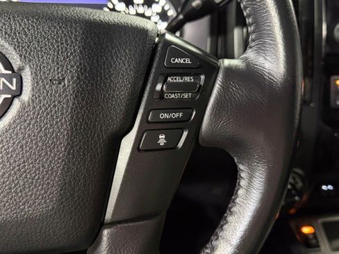 Used 2023 Nissan Titan SV w/ SV Convenience Package image 20