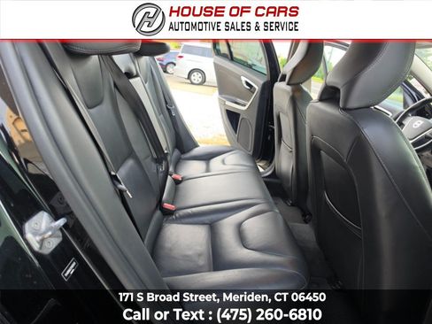 Used 2017 Volvo V60 T5 Cross Country w/ Climate Package AWD/4WD image 42