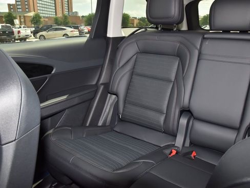 New 2026 Lincoln Nautilus Reserve image 26