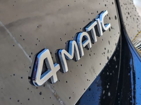 Certified 2023 Mercedes-Benz EQB 300 4MATIC image 9