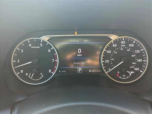 New 2025 Nissan Sentra SV w/ SV Premium Package FWD image 10