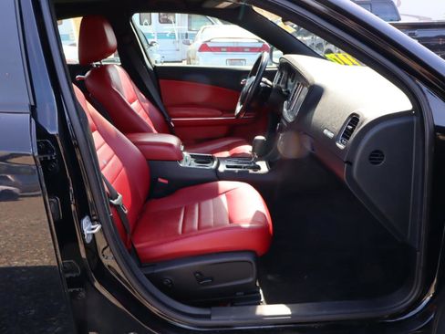 Used 2011 Dodge Charger Rallye RWD image 10