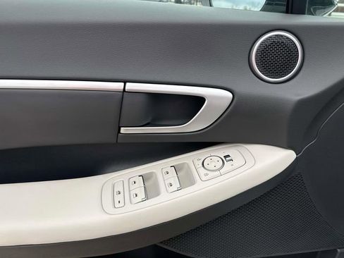 New 2026 Hyundai Sonata SEL FWD image 23