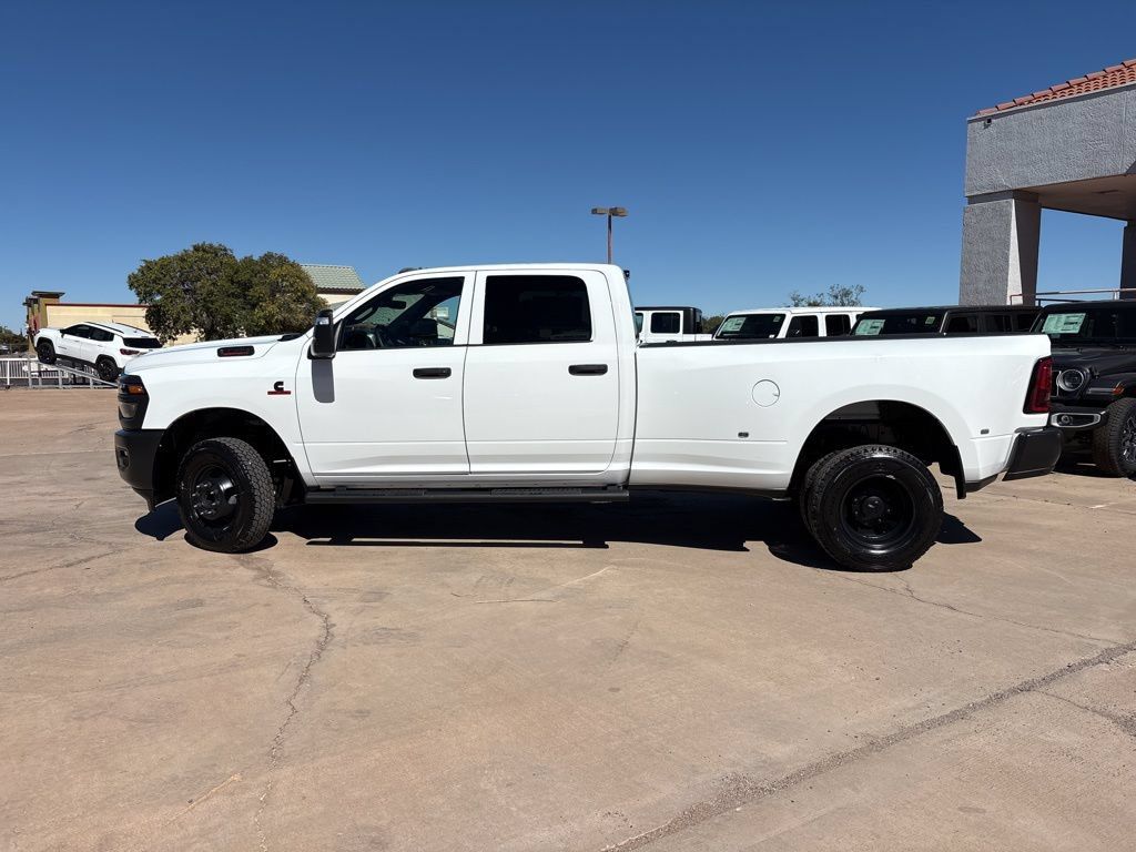 New 2026 RAM 3500 Tradesman AWD/4WD image 8