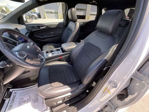 Used 2024 Ford Edge ST-Line w/ Class II Trailer Tow Package AWD/4WD image 12