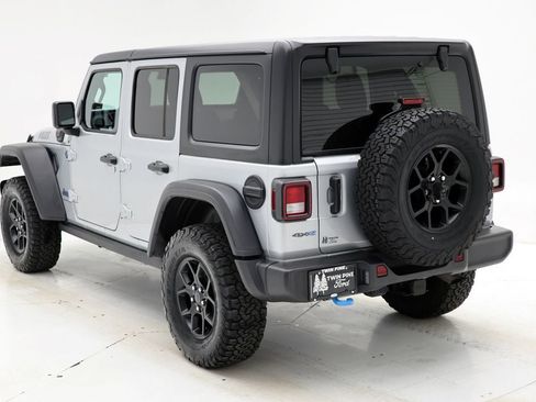 Used 2024 Jeep Wrangler Unlimited AWD/4WD image 7