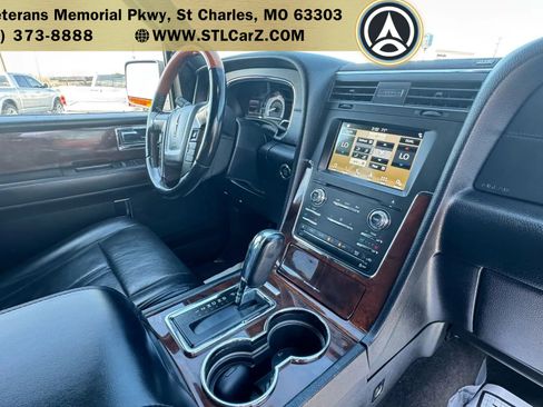 Used 2017 Lincoln Navigator L Select image 20