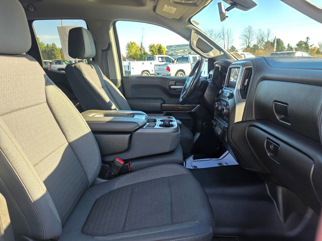 Used 2019 Chevrolet Silverado 1500 RST w/ True North Edition AWD/4WD image 27
