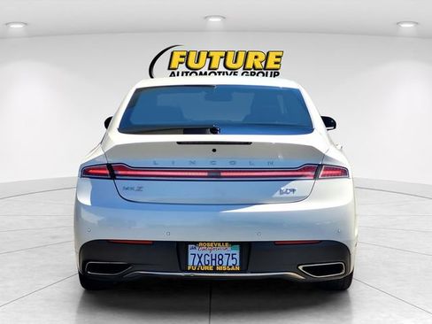 Used 2017 Lincoln MKZ Reserve w/ Luxury Package FWD image 5