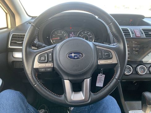 Used 2017 Subaru Crosstrek 2.0i Premium image 16