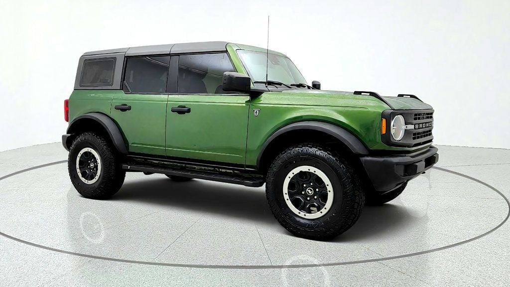 Used 2023 Ford Bronco 4-Door w/ Sasquatch Package AWD/4WD image 3