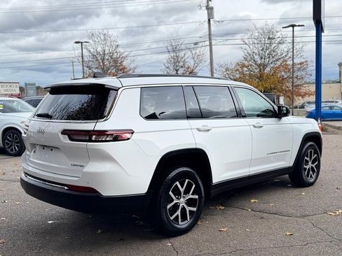 Used 2024 Jeep Grand Cherokee L Limited image 6