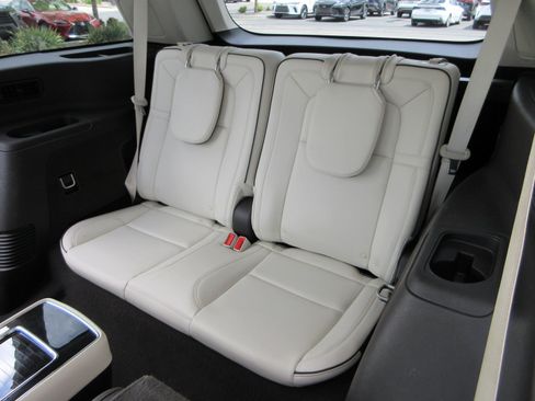 Used 2021 Lincoln Aviator Black Label w/ Dynamic Handling Package AWD/4WD image 21