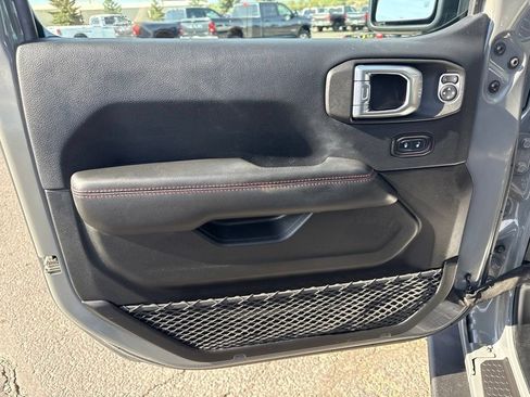 Used 2018 Jeep Wrangler Unlimited Rubicon AWD/4WD image 19