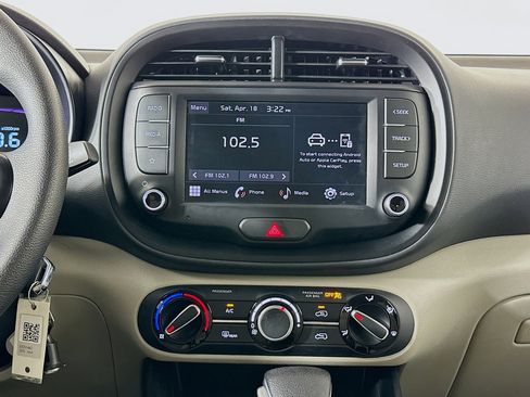 Used 2025 Kia Soul LX w/ LX Technology Package image 23