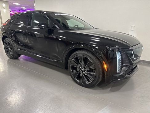 Certified 2025 Cadillac Lyriq Sport w/ LPO, Floor Liner Package image 20