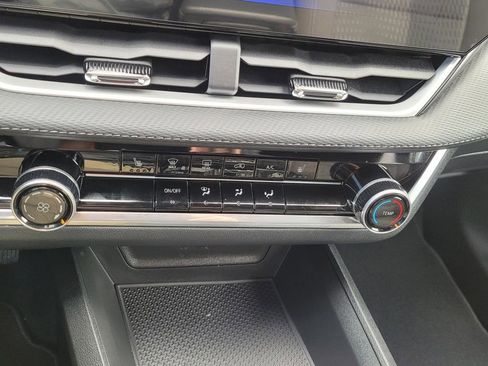 New 2026 Chevrolet Equinox LT image 19