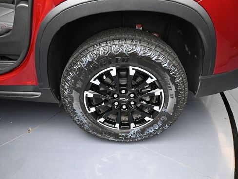 Used 2024 Chevrolet Traverse Z71 w/ LPO, Floor Liner Package image 21