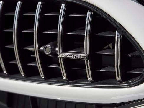 Used 2023 Mercedes-Benz SL 63 AMG 4MATIC image 9