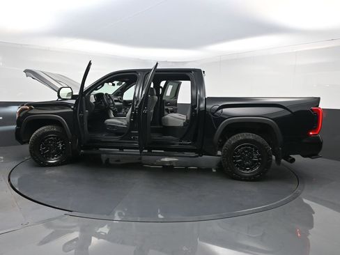 Used 2025 Toyota Tundra SR5 w/ SR5 Premium Package AWD/4WD image 38