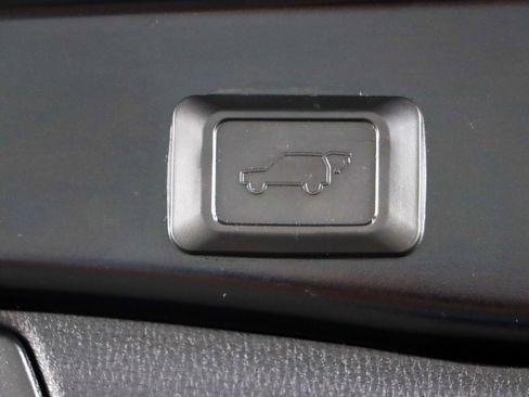 Used 2020 Toyota RAV4 TRD Off-Road image 30