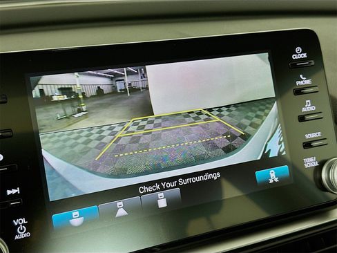 Used 2018 Honda Accord EX image 13