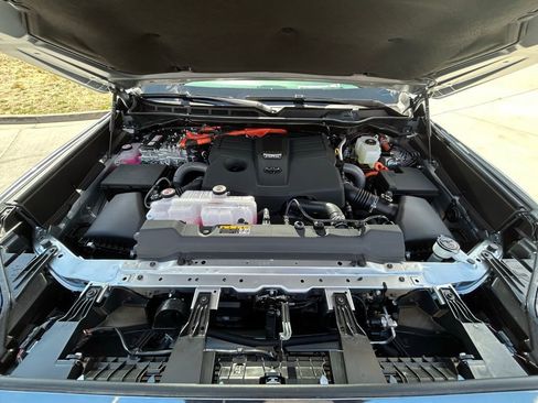 New 2026 Toyota Tundra Platinum AWD/4WD image 27