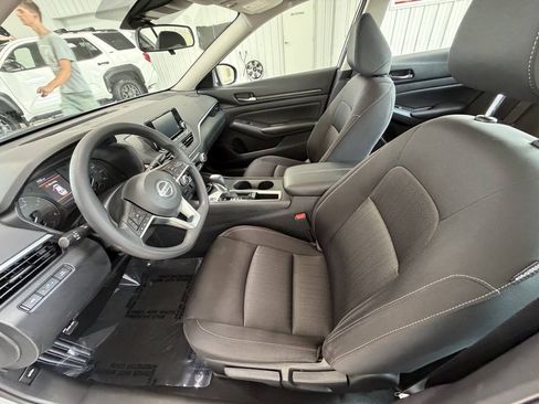 Used 2021 Nissan Altima 2.5 S FWD image 10