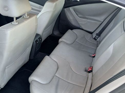 Used 2007 Volkswagen Passat 2.0T image 13