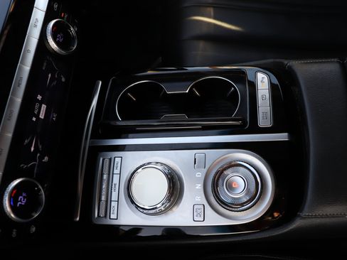 Used 2023 Genesis G80 2.5T image 40