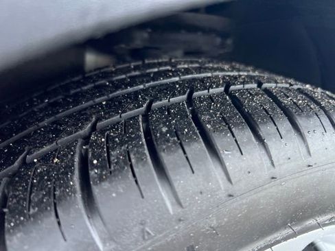 Used 2023 Chevrolet Bolt LT image 20