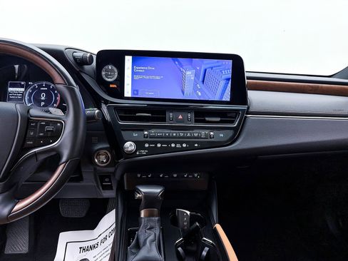 Used 2023 Lexus ES 350 Ultra Luxury image 11