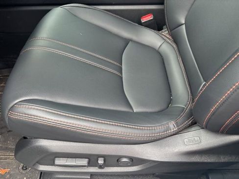 Used 2025 Honda Pilot TrailSport image 15