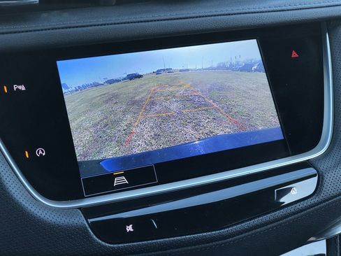 Used 2023 Cadillac XT5 Premium Luxury image 22