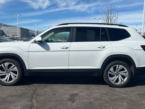 Certified 2021 Volkswagen Atlas SE image 8