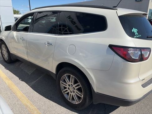 Used 2014 Chevrolet Traverse LT w/ All-Star Edition AWD/4WD image 4