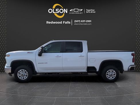 Used 2024 Chevrolet Silverado 2500 LT w/ All Star Edition AWD/4WD image 2