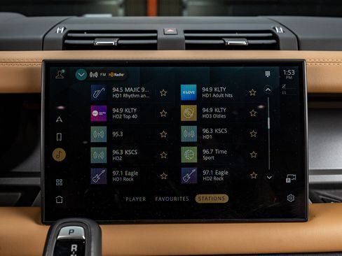 Used 2025 Land Rover Defender 130 X image 23